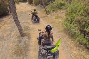 Magaluf: Tour en quad por la montaña, visitando cuevas, calas y acantilados