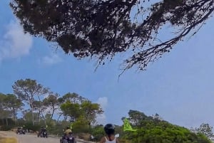 Magaluf: Tour en quad por la montaña, visitando cuevas, calas y acantilados