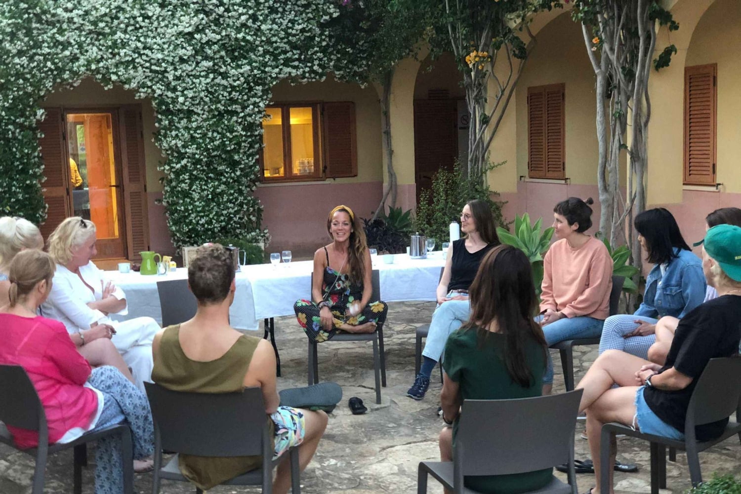 マヨルカ：ヨガ、瞑想、魔法の振動を感じる4時間のリトリート