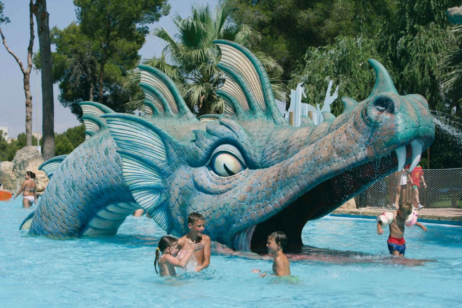 Mallorca: Aqualand with Transfer from East and North
