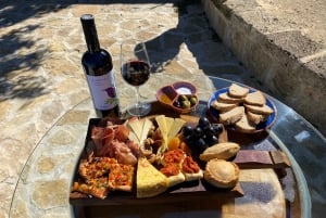 Mallorca: Authentic Winery Tour and Tasting Experience