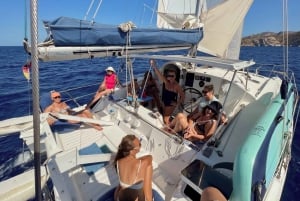 Mallorca: smuk sejltur på lille privat katamaran