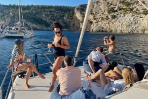 Mallorca: wunderschöne Segeltour auf einem kleinen Privatkatamaran
