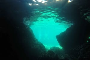 Mallorca : Blue Cave Boat Tour snorklaamalla