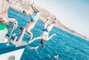 Mallorca: Fiesta en barco con DJ, buffet y entretenimiento