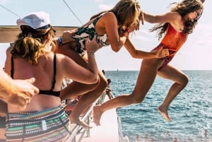 Mallorca Boat Party with Live DJs and Lunch