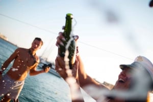 Mallorca Boat Party with Live DJs and Lunch