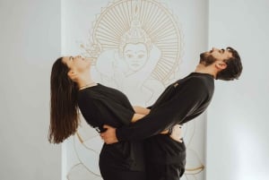 Mallorca: Yoga y meditación para parejas a la luz de las velas