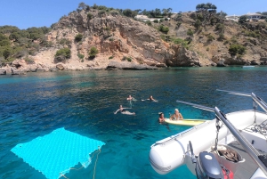 Mallorca: Catamaran Boat Tour with Tapas