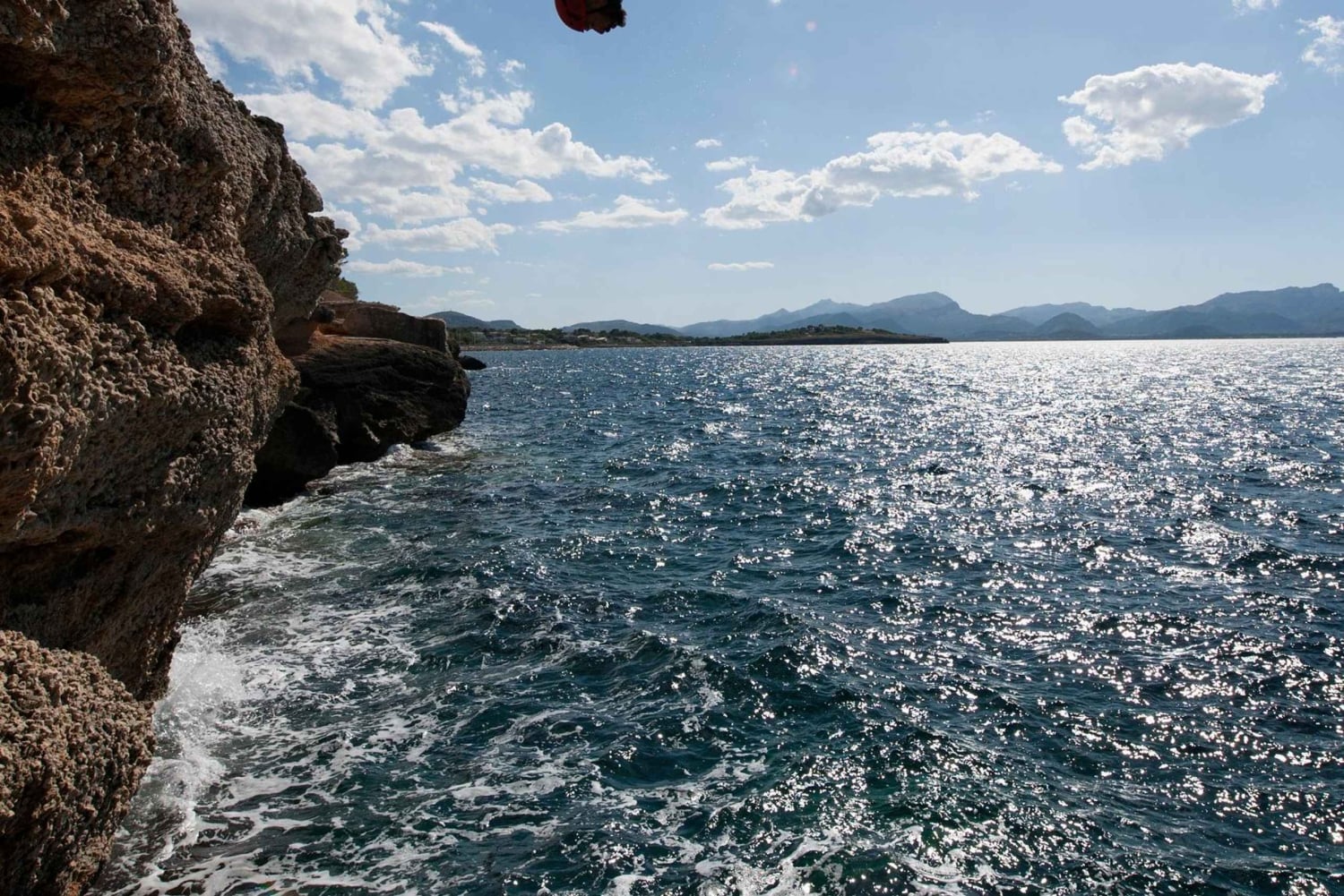 Майорка: приключение по прыжкам со скалы для пассажиров круиза