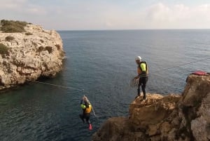 Майорка: приключение по прыжкам со скалы для пассажиров круиза