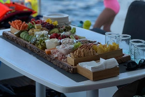 Maiorca: Descobre enseadas paradisíacas a bordo de um catamarã exclusivo