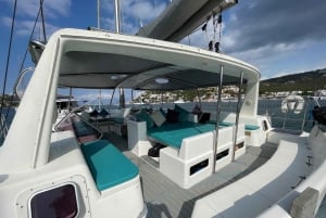 Mallorca: exclusive sailing tour on private catamaran