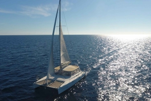 Majorque : visite privée à bord d'un catamaran