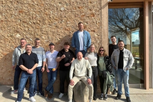 Mallorca: Exclusive wine tour with breakfast, wine tasting, and paella