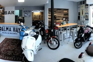 Majorka: Odkryj Majorkę z kultowym skuterem Vespa