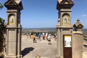 Majorque : villages, Valldemossa et déjeuner local