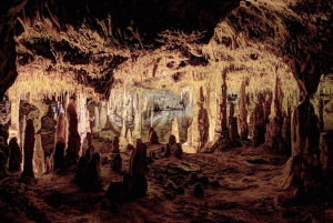 Majorque : visite d'une demi-journée des Coves dels Hams avec visite de la boutique de perles