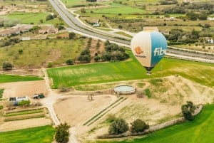 Mallorca: Svev over Mallorca i varmluftsballong
