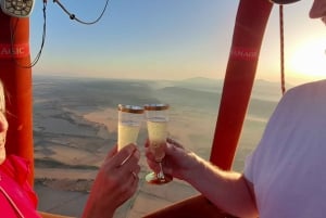 Mallorca: Hot Air Balloon Flight with Private Options