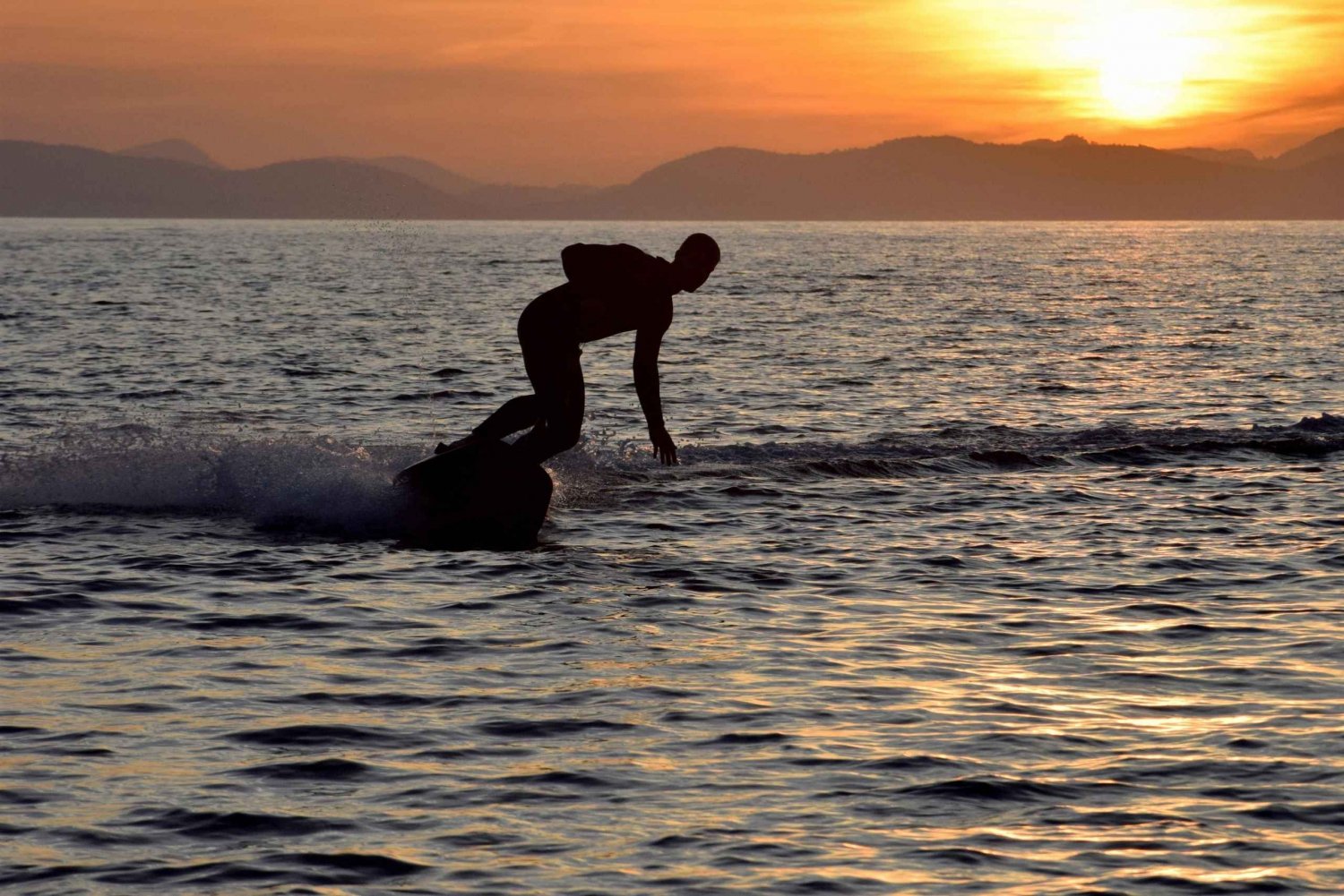 Wynajem jetsurfingu na Majorce: BeTheSea