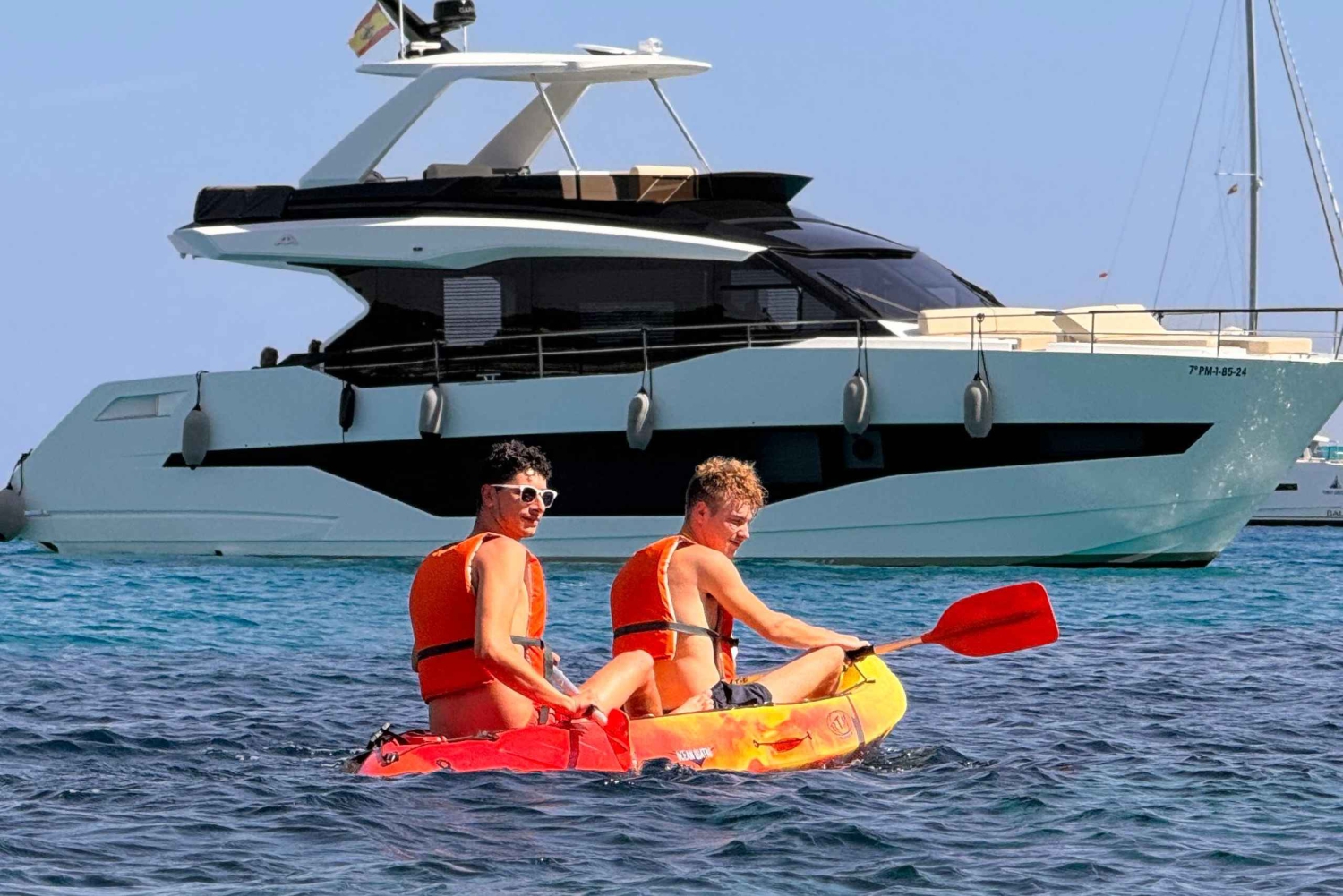 Maiorca: escursione in kayak e paddle surf tra grotte dall'acqua cristallina