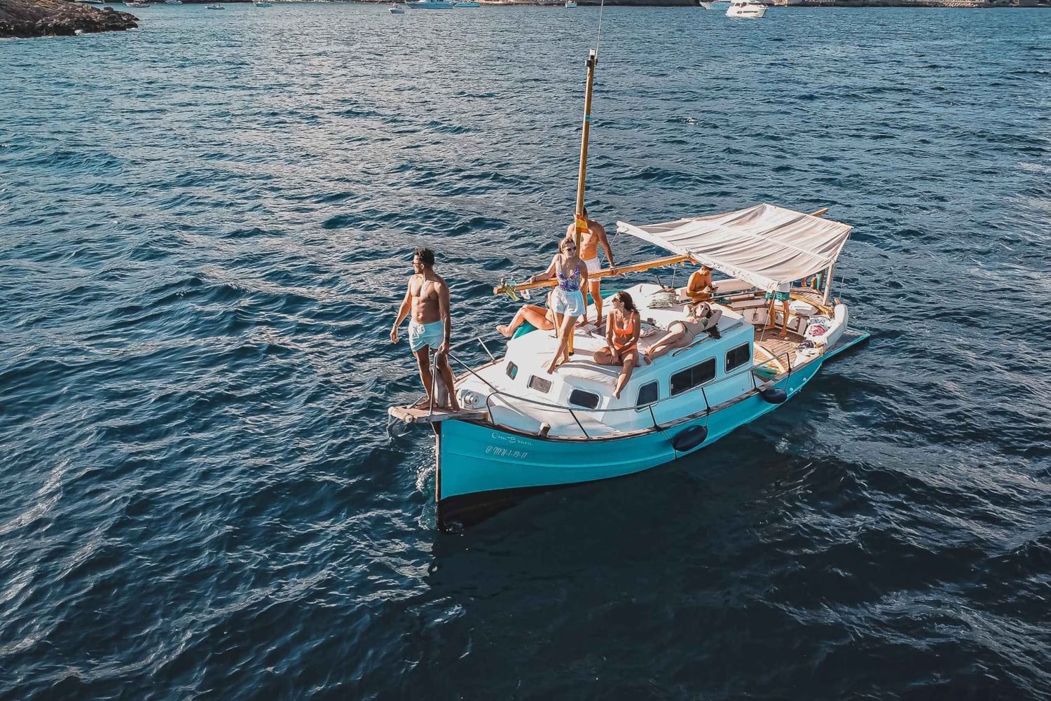 Mallorca: Llaüt-udflugt omkring Palma med mad og drikke