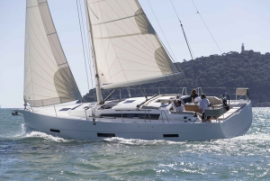 Mallorca: Midday or Sunset Sailing with Snacks and Open Bar