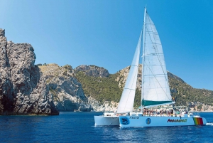 Alcudia: North Coast Catamaran Cruise with Meal