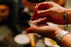 Maiorca: degustazione di vini di alta qualità in una lounge privata