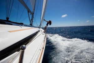 Mallorca: Private Half Day Cruise on a Sailing Yacht