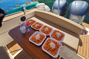 Mallorca: Privat vandsportsbåd. FROKOST Drikkevarer SUP, tubing