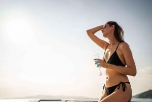 Mallorca: Privat yachtkryssning med snorkling och drycker