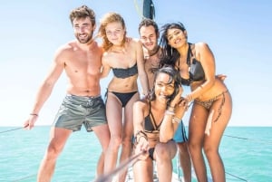 Mallorca: Privat yachtkryssning med snorkling och drycker