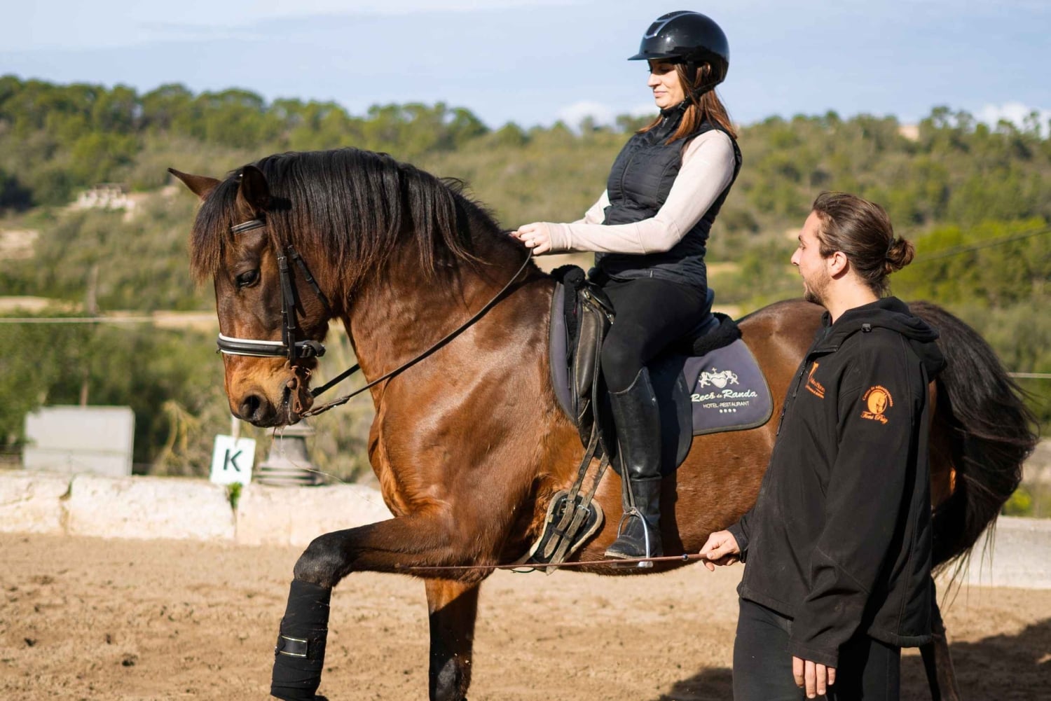 Майорка: урок верховой езды, высшая школа