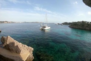 Majorka: prywatny czarter katamaranu z tapas w Santa Ponsa