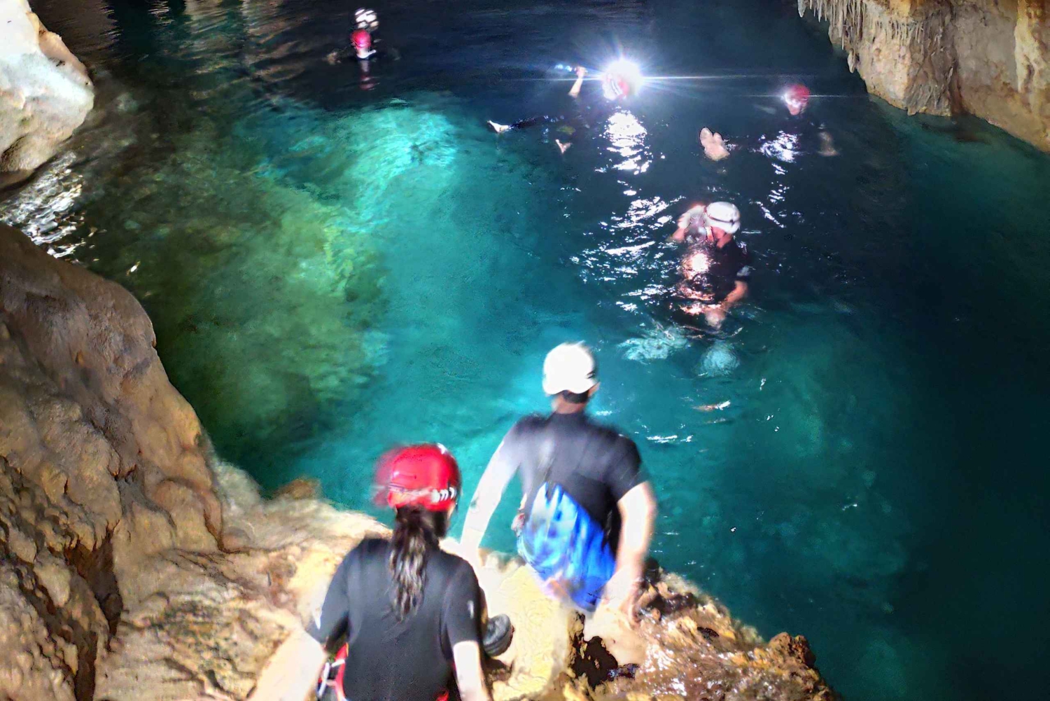 Mallorca: Seikkailu meriluolissa Cova de Colomsissa