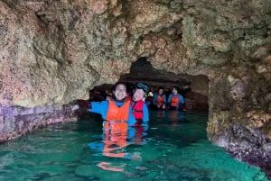 Maiorca: Passeio de caiaque pela caverna marinha com snorkeling e lanche