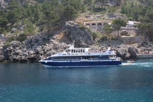 Mallorca: Port of Soller and La Calobra with boat
