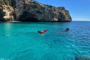 Mallorca: Speleo-Coasteering Tour along the Coast of Manacor