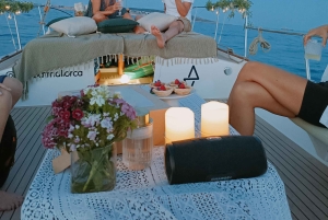 マヨルカ島：サンセットエコチャーター体験