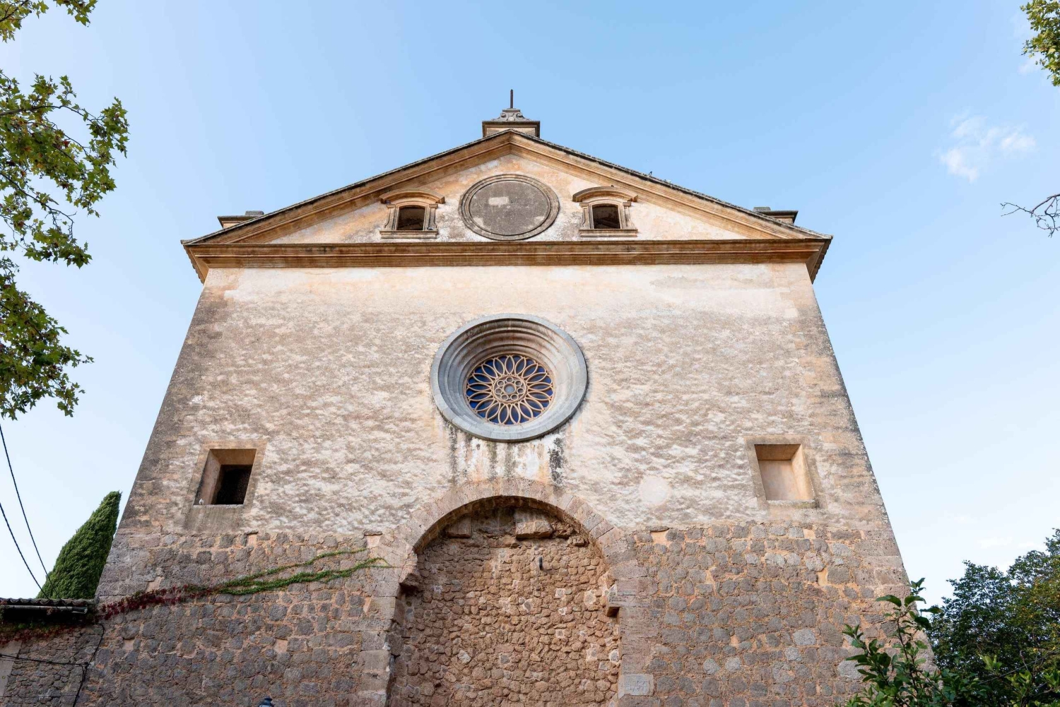 Mallorca: Rundtur i Valldemossa og vinsmagning i Macià Batle - Rundtur i små grupper