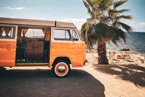 Maiorca: Tour vintage al tramonto in riva al mare con un picnic