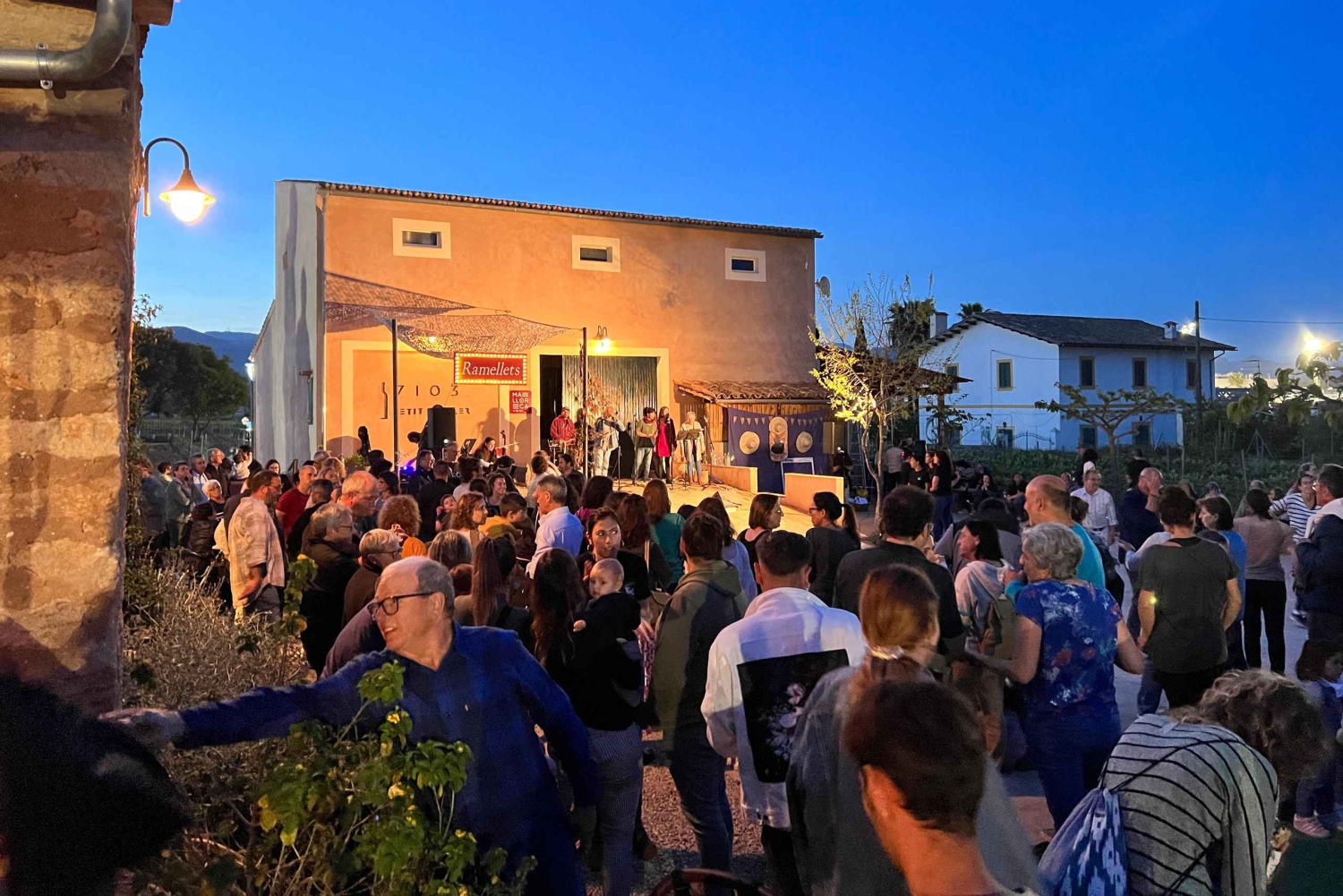 Majorque : Visite de la cave et dégustation de vins, accompagnés de produits majorquins