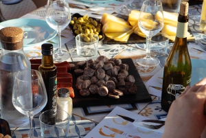 Majorque : Visite de la cave et dégustation de vins, accompagnés de produits majorquins