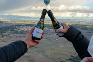 マナコル：カップルのためのプライベート気球飛行をお楽しみください