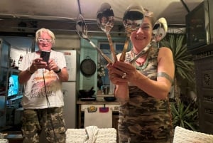 Paella et vin sur un toit-terrasse – dîner au coucher du soleil à Palma