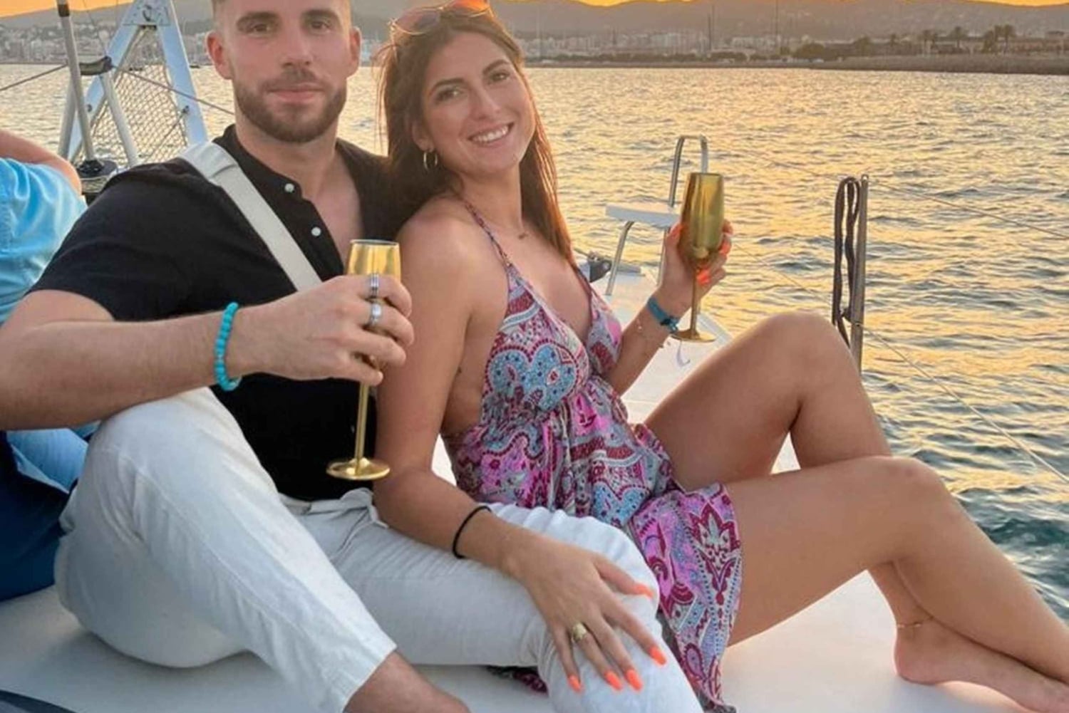 Palma: 2-timmars kryssning med katamaran i solnedgången med dryck