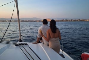 Palma: 2-timmars kryssning med katamaran i solnedgången med dryck