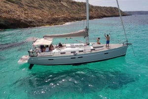 PALMA BAY : 4 HOUR PRIVATE TOUR WITH SAILING BOAT